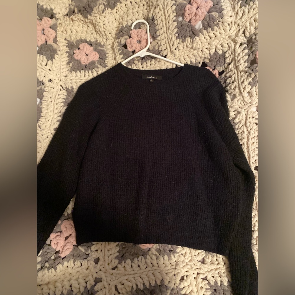 Black love tree sweater